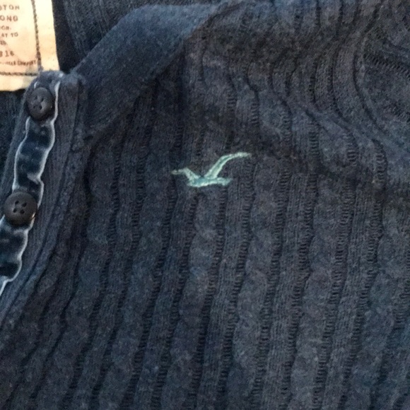 Hollister blue crop top - Picture 3 of 4